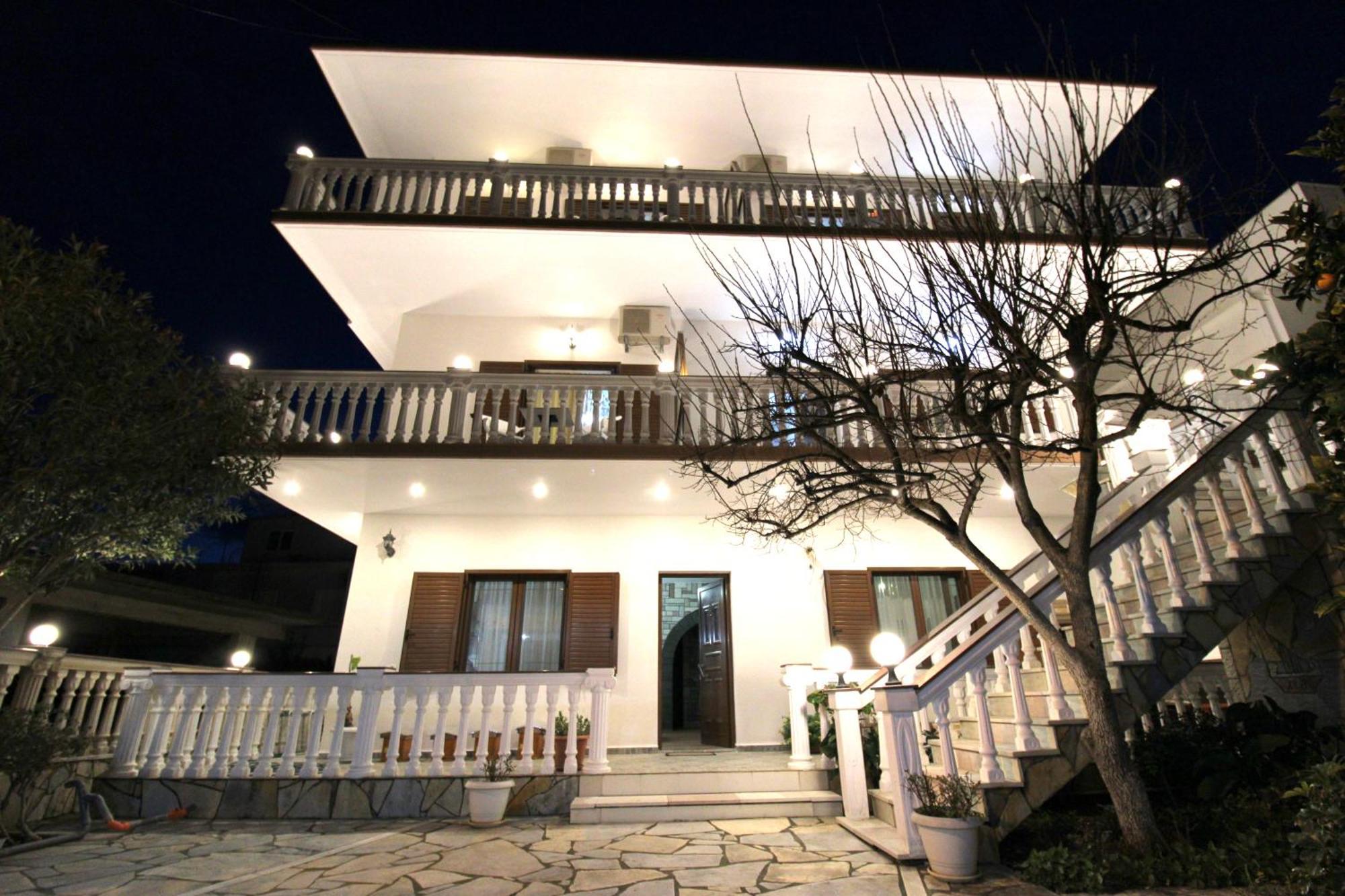 Garden Villa Dhesara Ksamil Exterior photo
