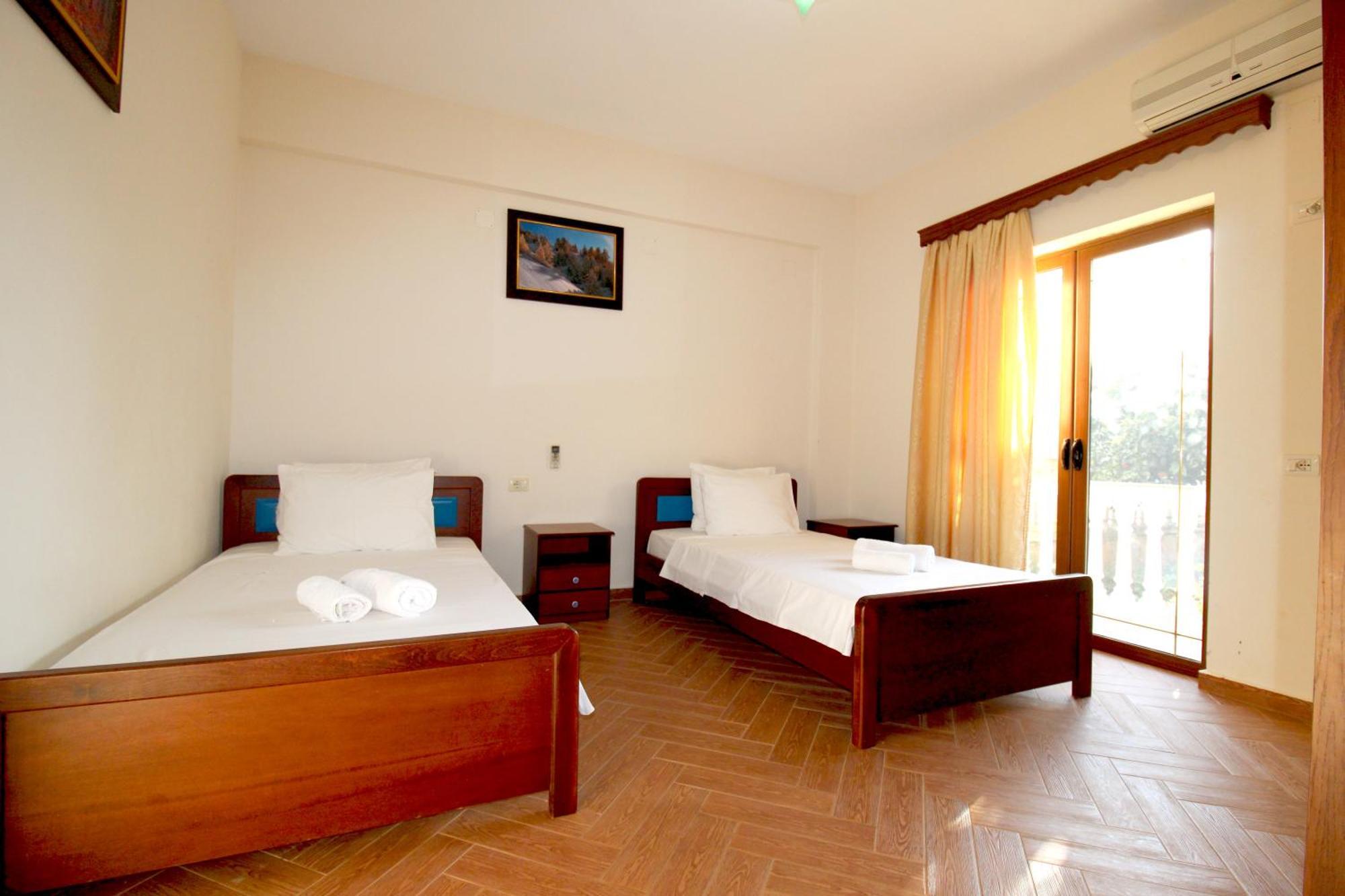 Garden Villa Dhesara Ksamil Exterior photo