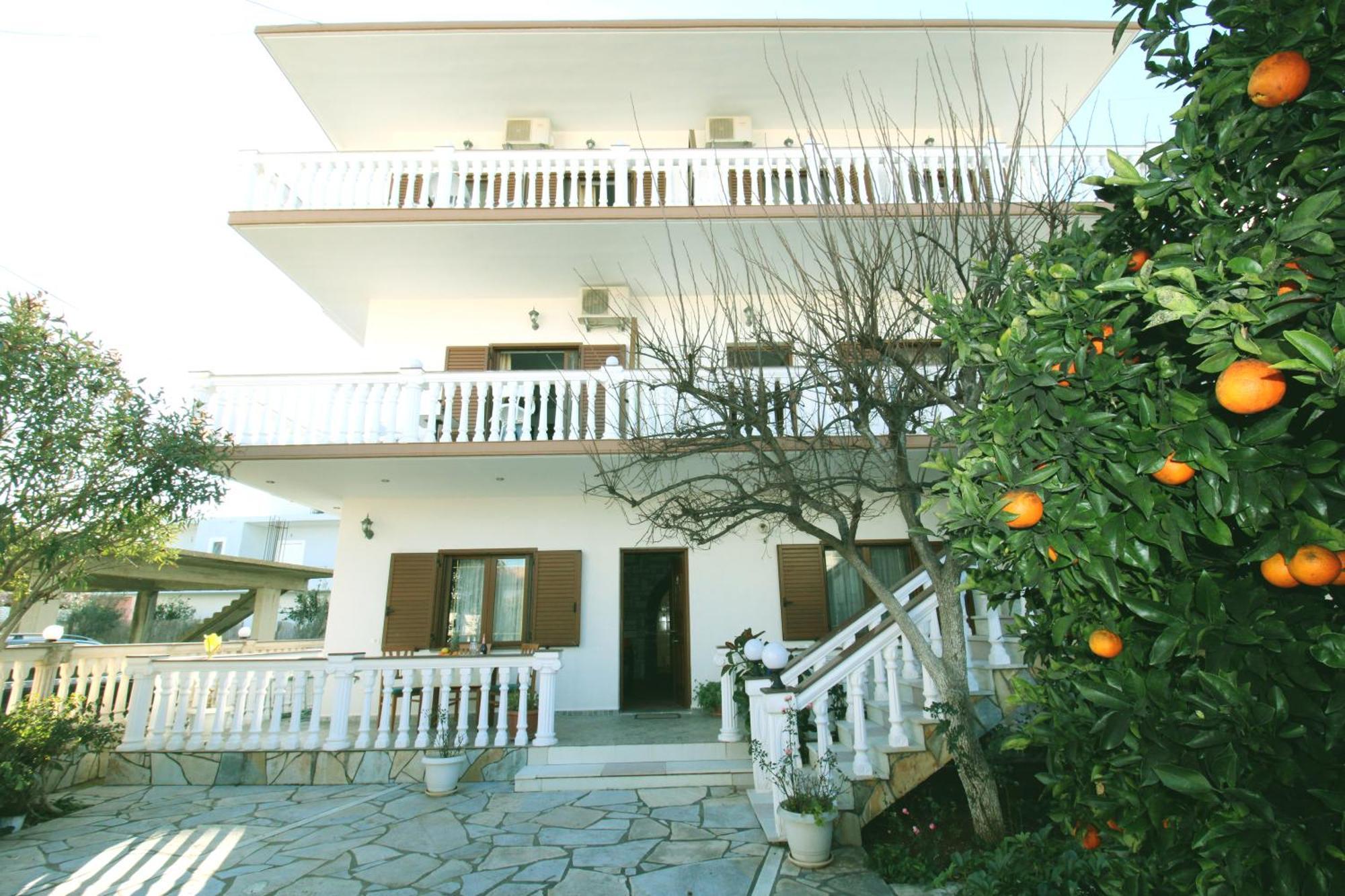 Garden Villa Dhesara Ksamil Exterior photo